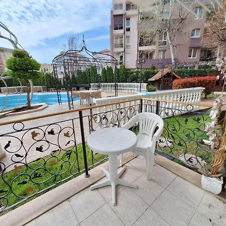 Apartment Sweet *